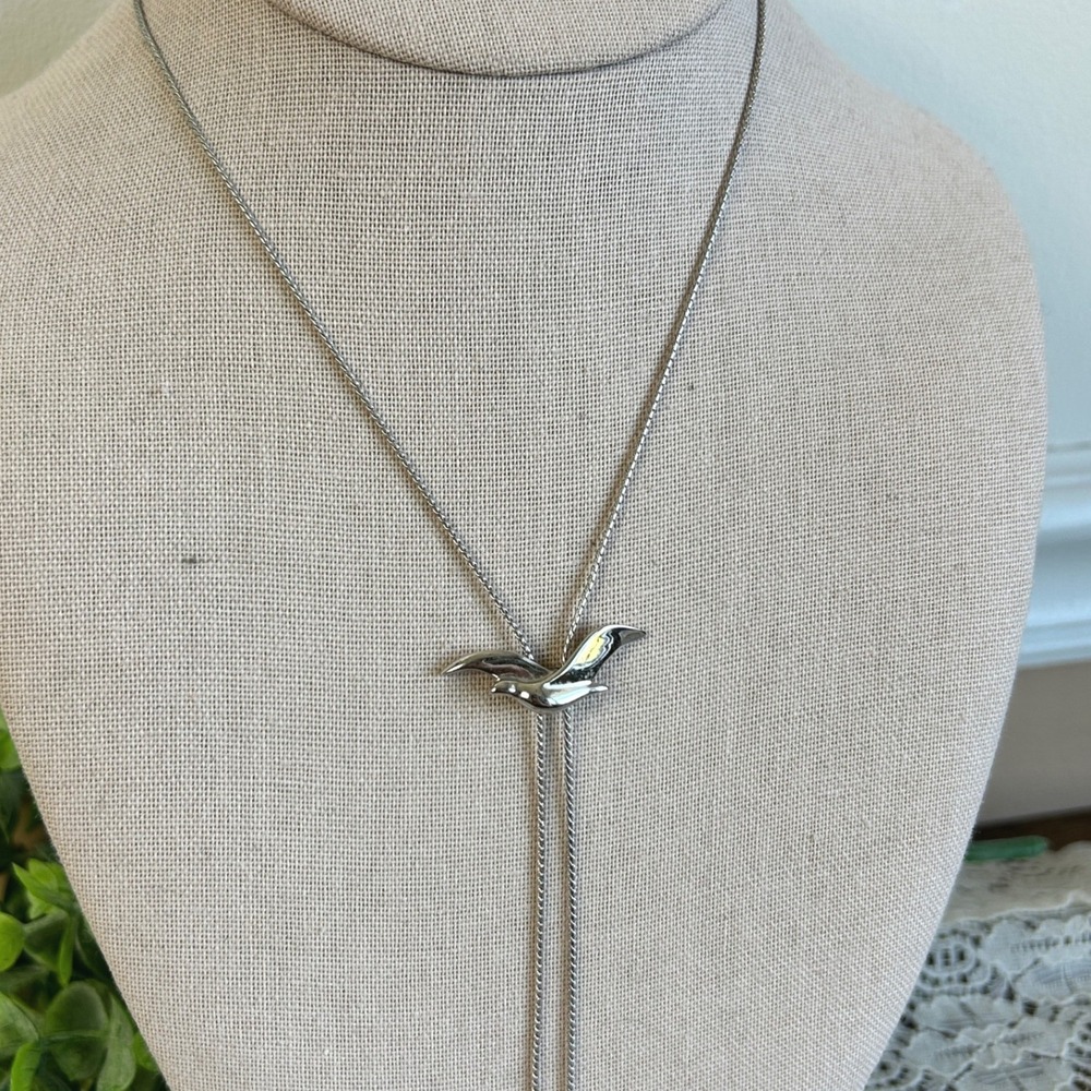 Avon Silver Tone Seagull Bolo Necklace Adjustable Bird Nautical Rope Chain